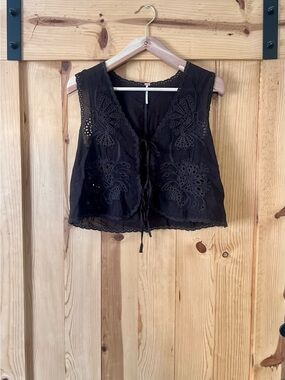 Sleeveless Black Eyelet Tie-Front Top Free People Size S